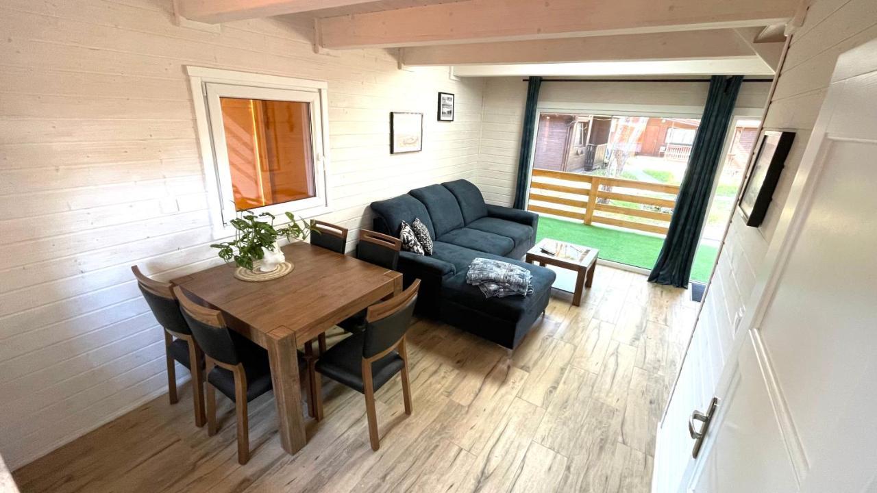 Osrodek Polaris Villa Дзивновек Екстериор снимка