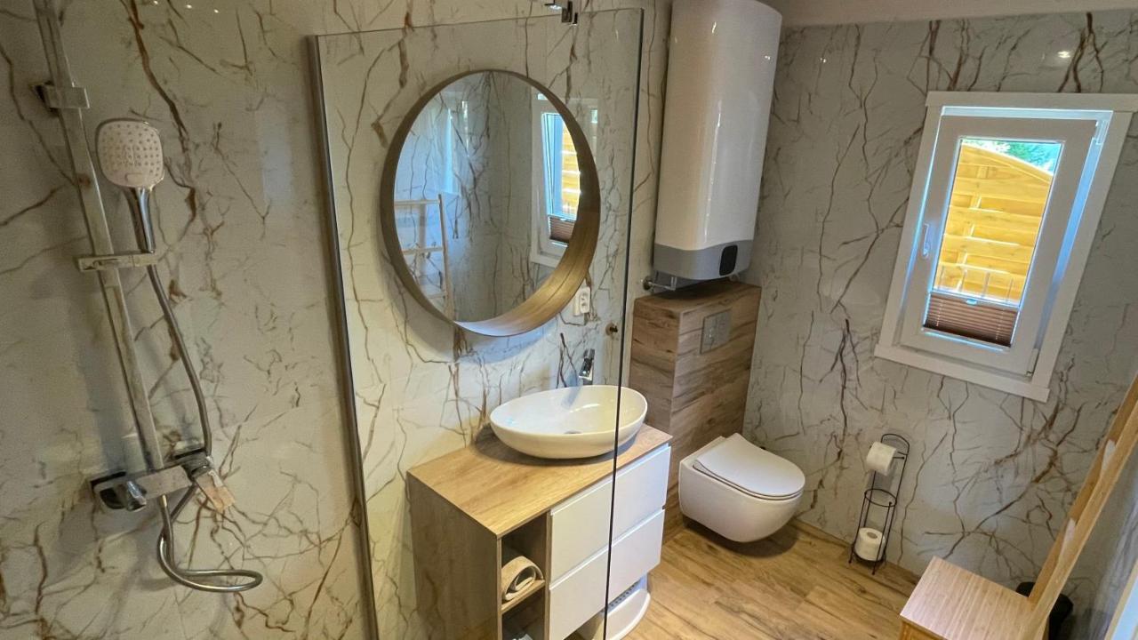 Osrodek Polaris Villa Дзивновек Екстериор снимка