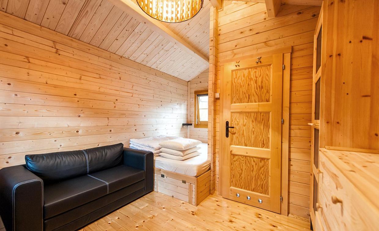 Osrodek Polaris Villa Дзивновек Екстериор снимка